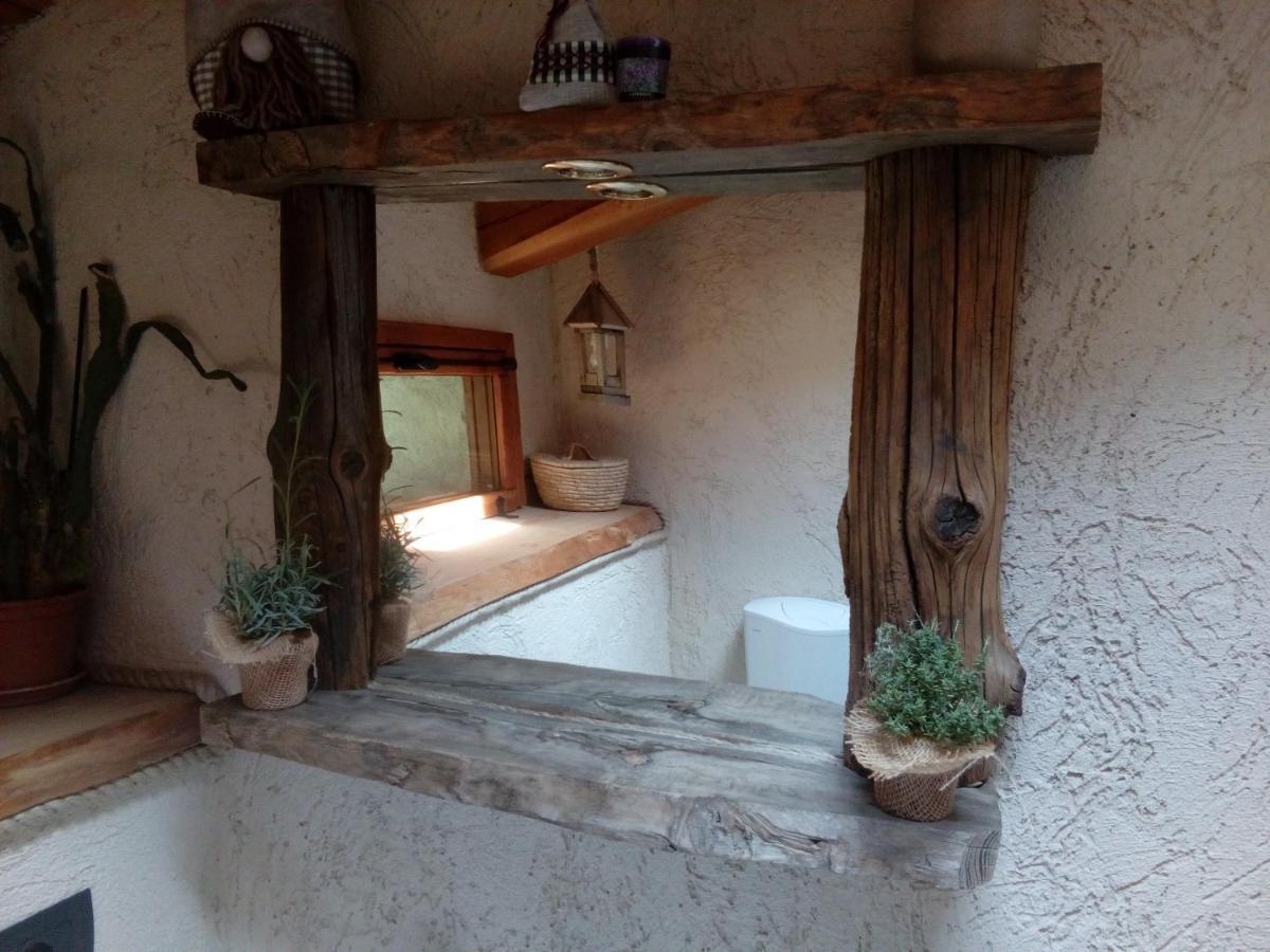 Agri-B&B Lou Col Canosio Exterior photo