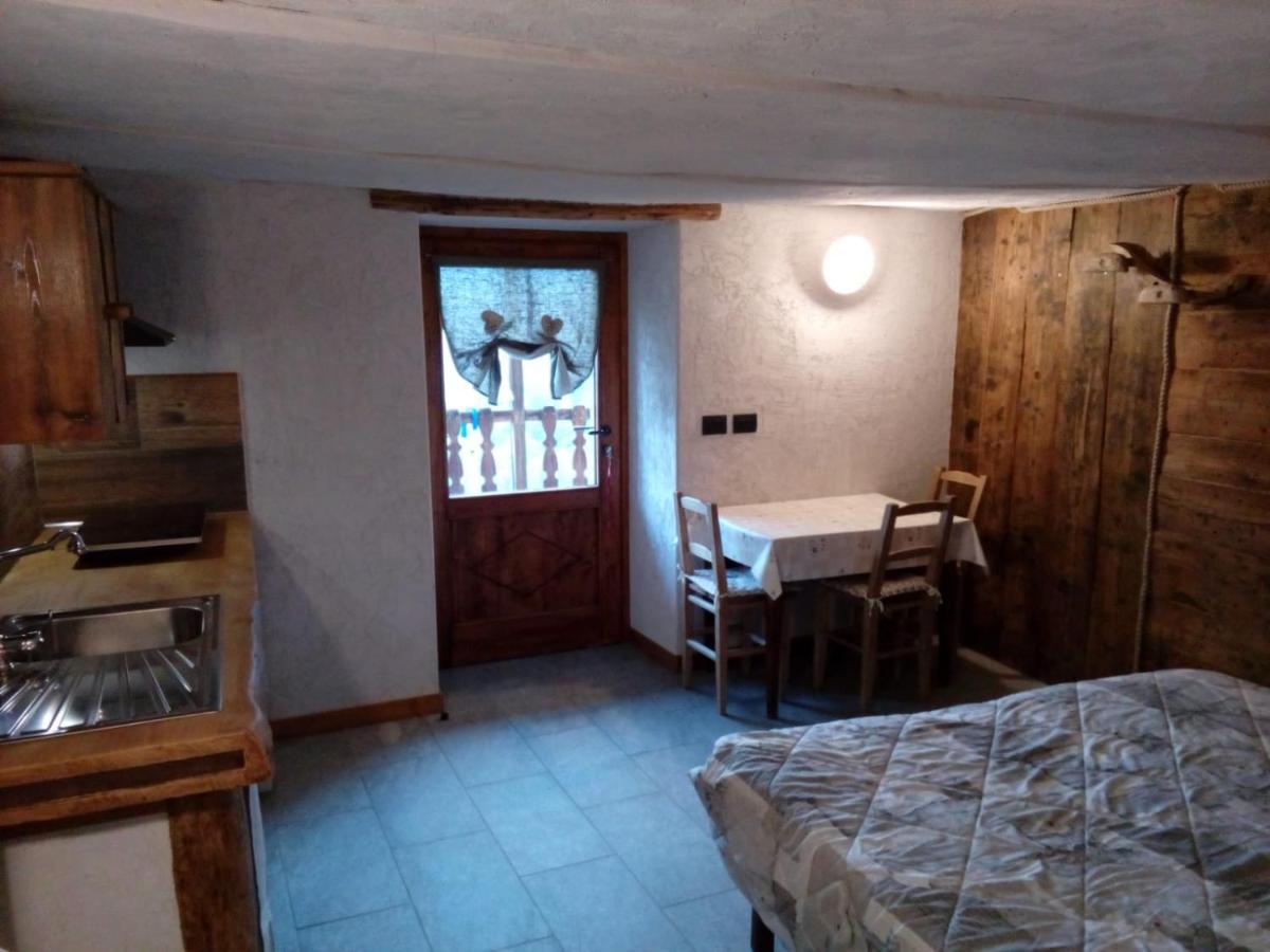 Agri-B&B Lou Col Canosio Exterior photo
